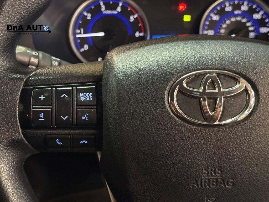 Toyota Hilux 2.4 D-4D Active Pickup Extended Cab 4dr Diesel Manual 4WD Euro 6 (3.5t) (150 ps)