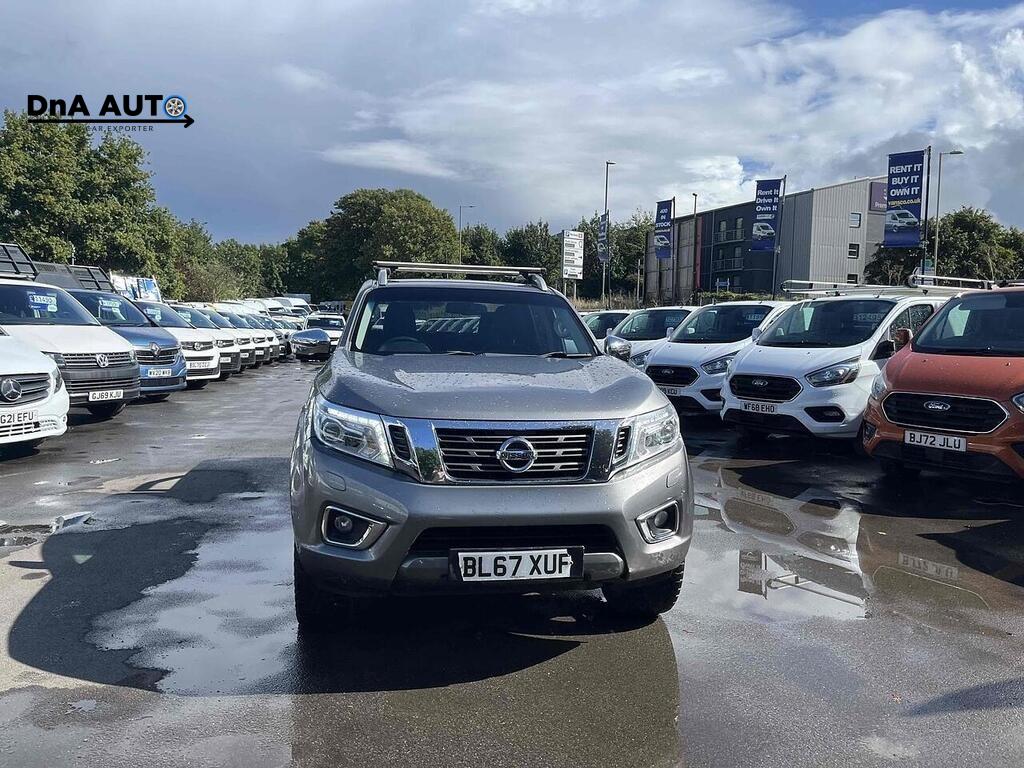 Nissan Navara 2.3 dCi Tekna Pickup Double Cab 4dr Diesel Manual 4WD Euro 6 (s/s) (190 ps)