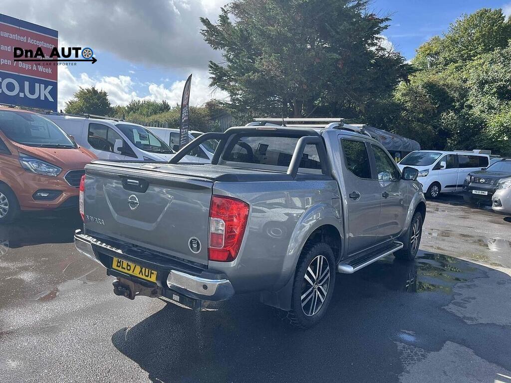Nissan Navara 2.3 dCi Tekna Pickup Double Cab 4dr Diesel Manual 4WD Euro 6 (s/s) (190 ps)