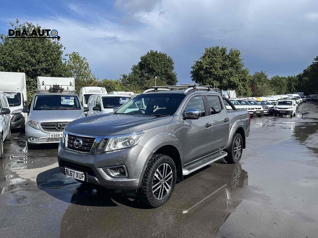 Nissan Navara 2.3 dCi Tekna Pickup Double Cab 4dr Diesel Manual 4WD Euro 6 (s/s) (190 ps)