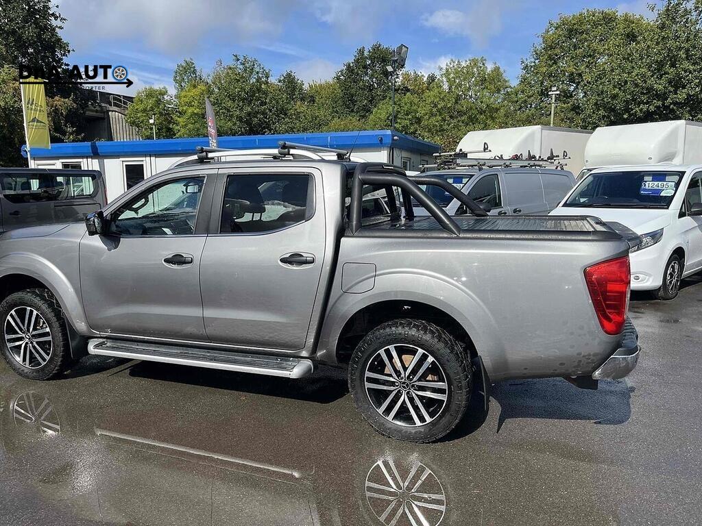 Nissan Navara 2.3 dCi Tekna Pickup Double Cab 4dr Diesel Manual 4WD Euro 6 (s/s) (190 ps)