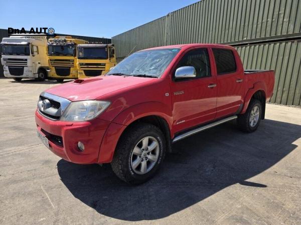 Toyota Hilux 3.0 D-4D Invincible Pickup 4dr Diesel Manual 4WD (279 g/km, 171 bhp)