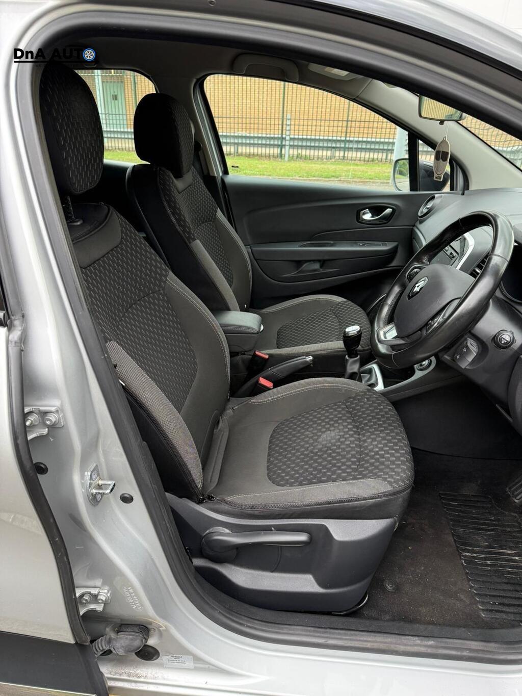 Renault Captur 1.5 dCi ENERGY Dynamique S Nav SUV 5dr Diesel Manual Euro 6 (s/s) (90 ps)