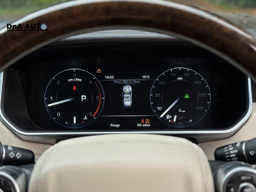 Land Rover Range Rover 4.4 SD V8 Autobiography SUV 5dr Diesel Auto 4WD Euro 6 (s/s) (339 ps)