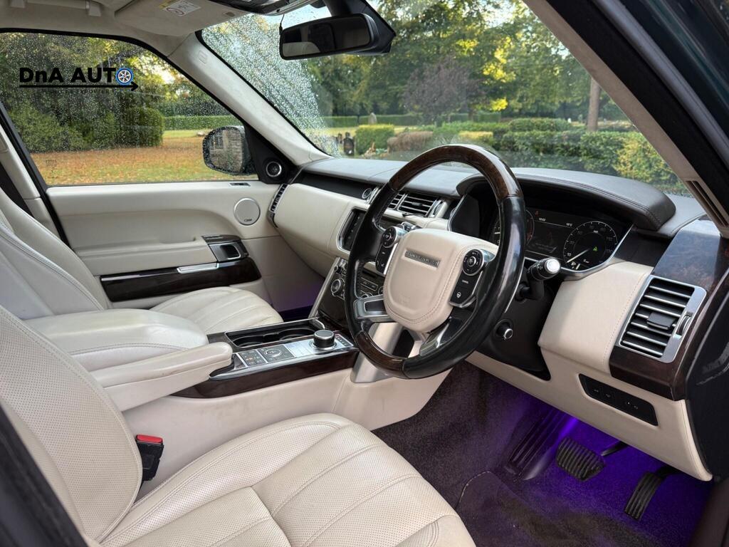 Land Rover Range Rover 4.4 SD V8 Autobiography SUV 5dr Diesel Auto 4WD Euro 6 (s/s) (339 ps)